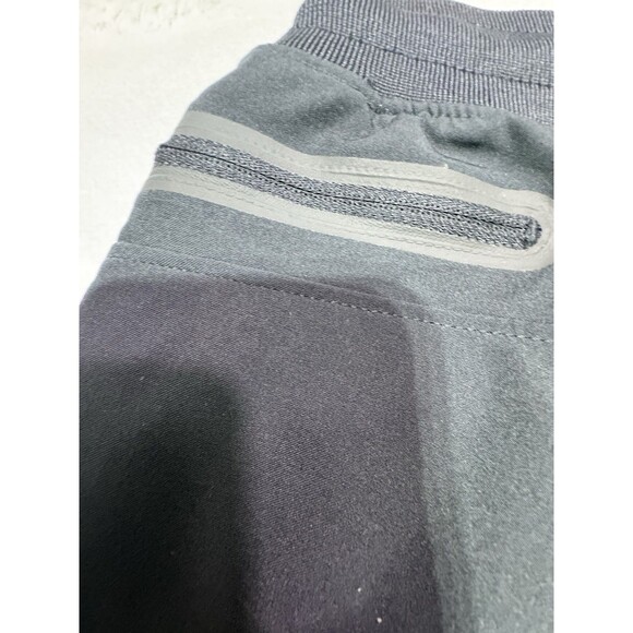 Mens Black Loose Fit Track Pants Size M Heat Gear Under Armour NWOT - Picture 11 of 12